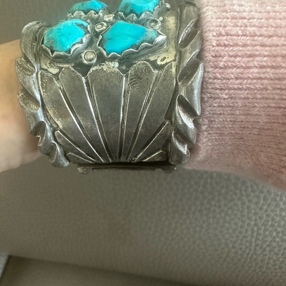 Exquisite Old Turquoise Treasure Cuff 30%Off !! - Picture 3 of 13